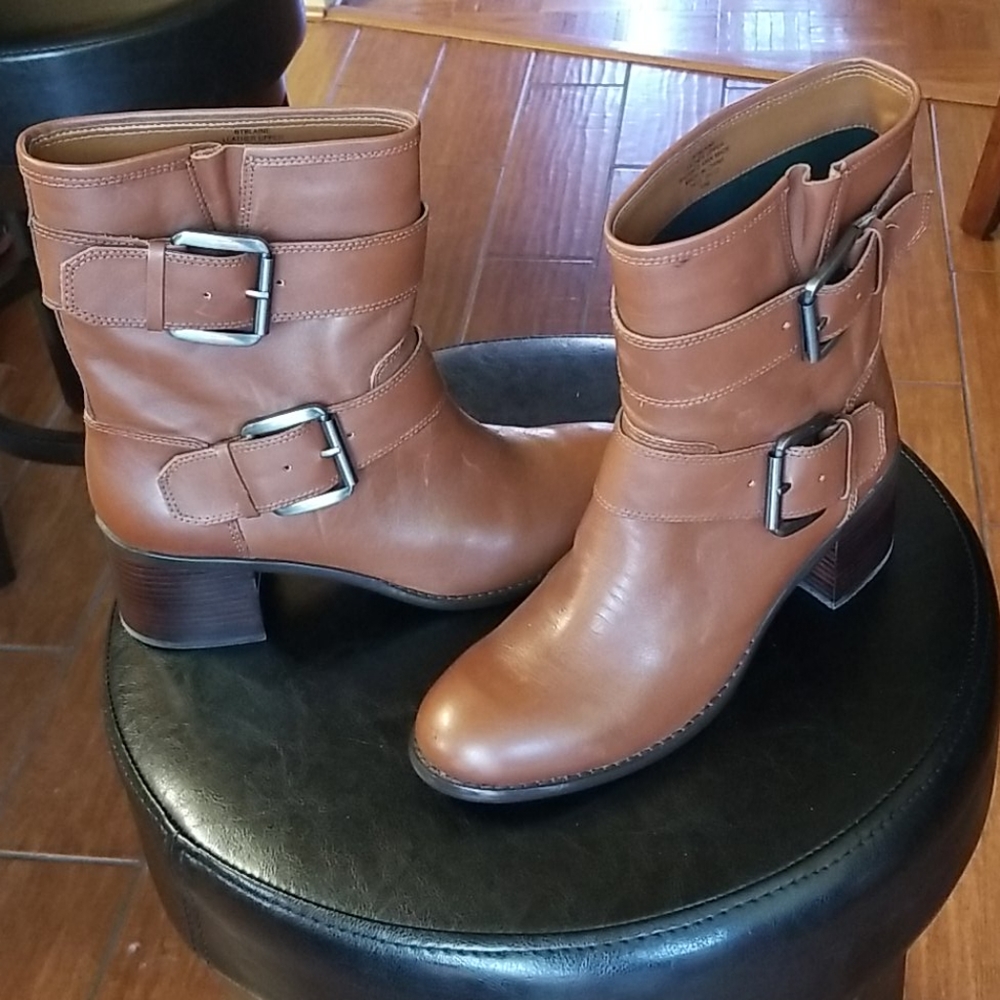 Boutique 9 Leather 2 Buckle Booties